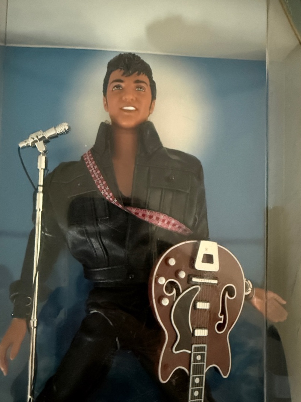 The Elvis Presley Collection Doll 1998 Mattel. Brand New in the Original Box! - Picture 2 of 11